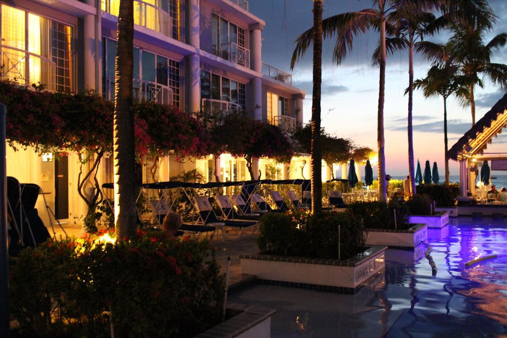 Grand Cayman Beach Suites Seven Mile Beach Eksteriør bilde